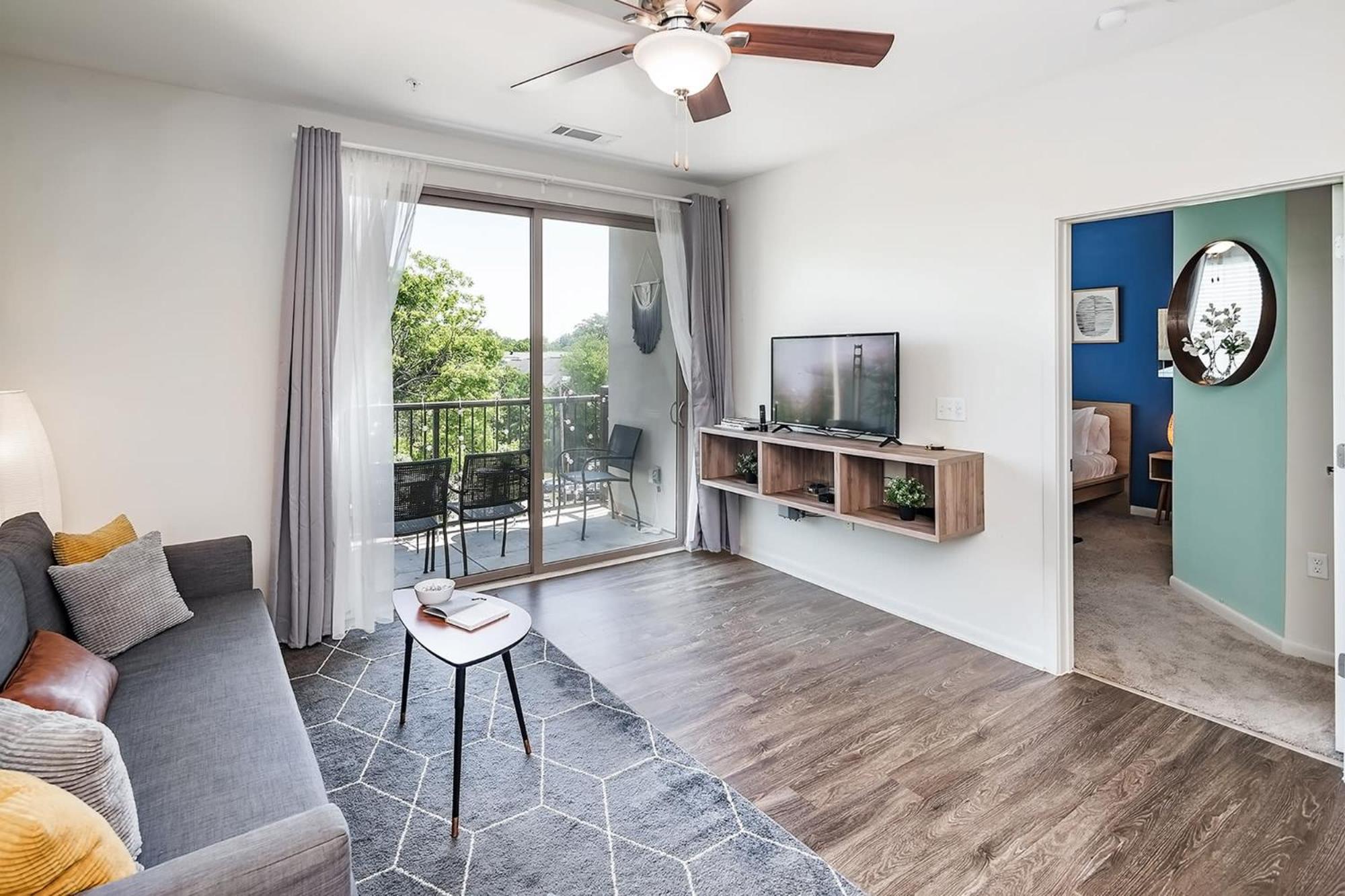 Uptown 4Th Ward Luxury Apt Year-Round Pool Charlotte Eksteriør billede