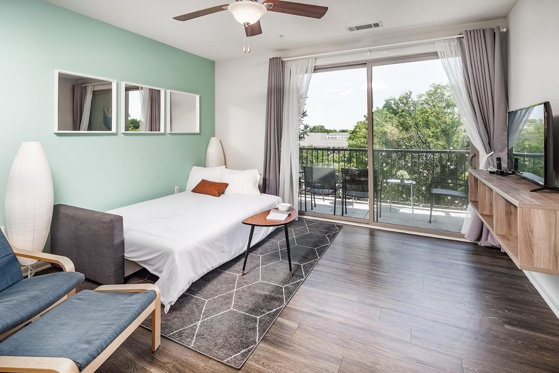 Uptown 4Th Ward Luxury Apt Year-Round Pool Charlotte Eksteriør billede