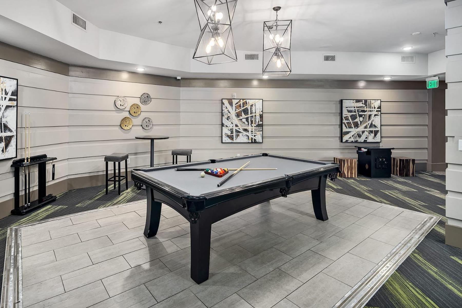 Uptown 4Th Ward Luxury Apt Year-Round Pool Charlotte Eksteriør billede
