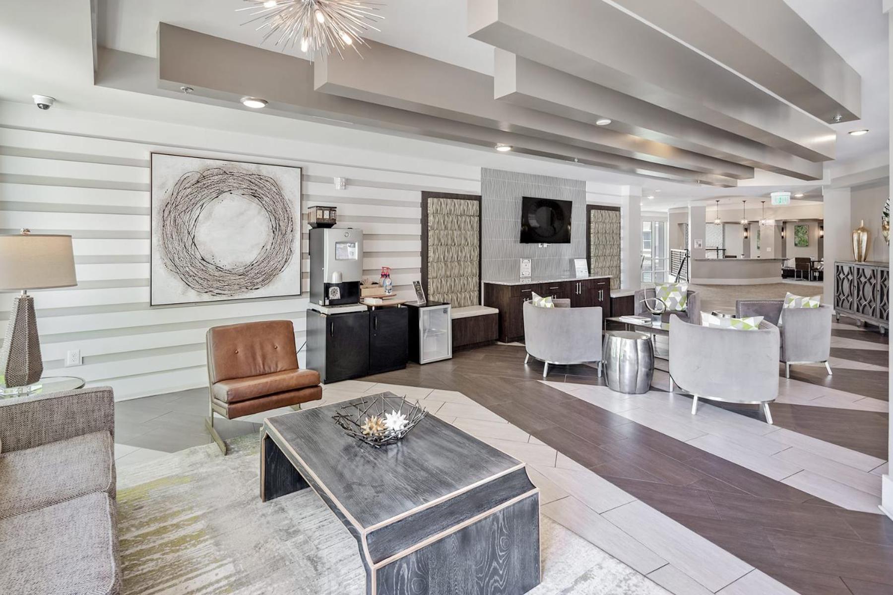 Uptown 4Th Ward Luxury Apt Year-Round Pool Charlotte Eksteriør billede