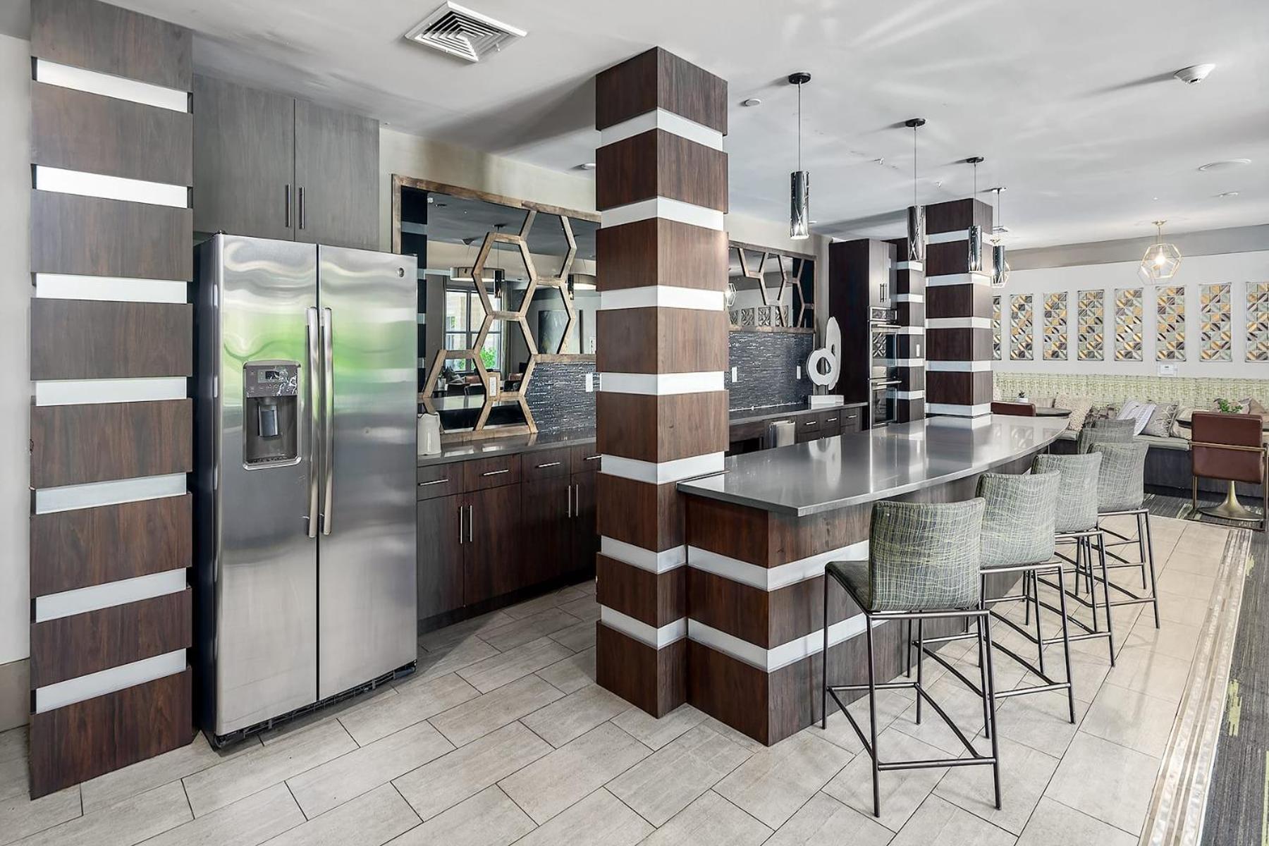 Uptown 4Th Ward Luxury Apt Year-Round Pool Charlotte Eksteriør billede